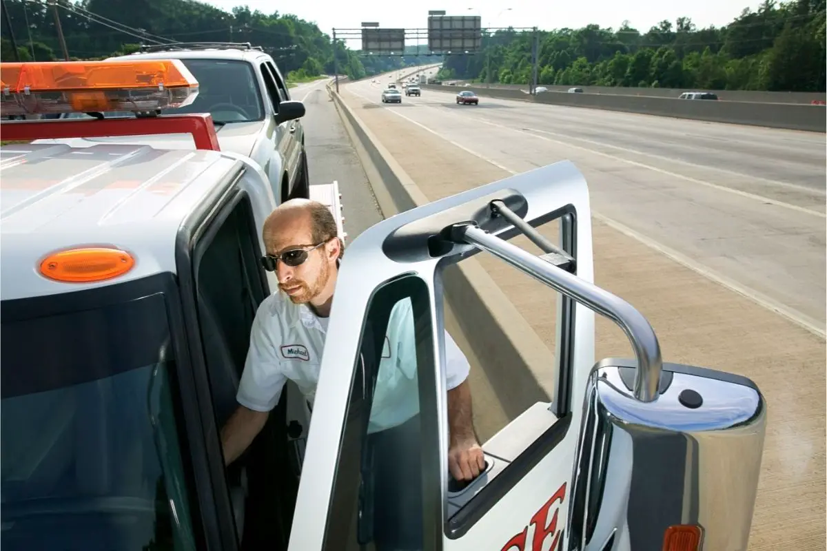 do-you-need-a-cdl-to-drive-a-tow-truck-fair-punishment